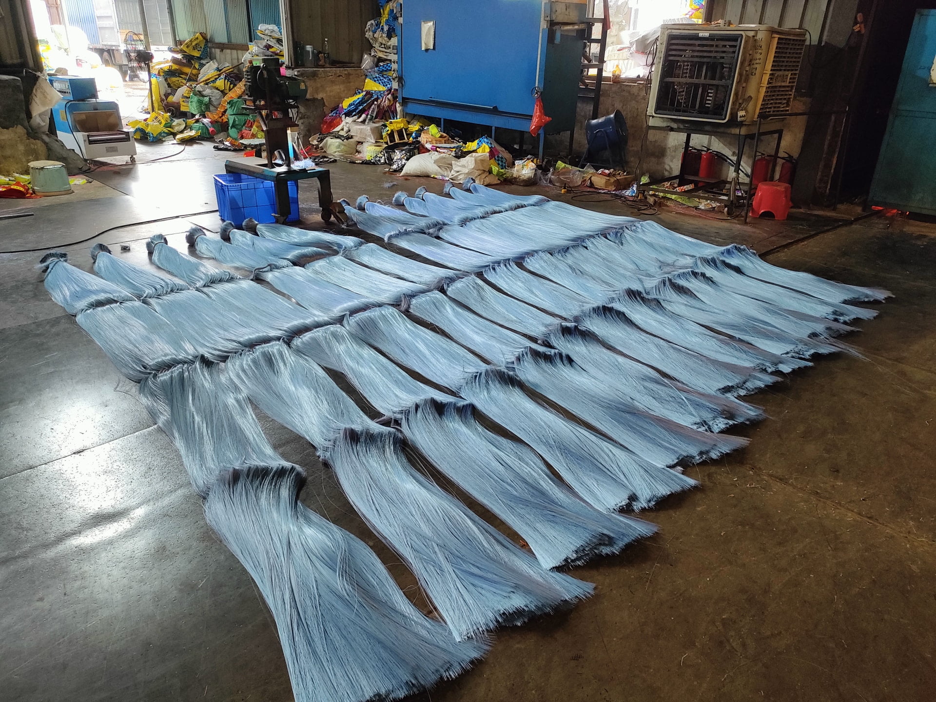Broom filament bundles prepared for a factory visit