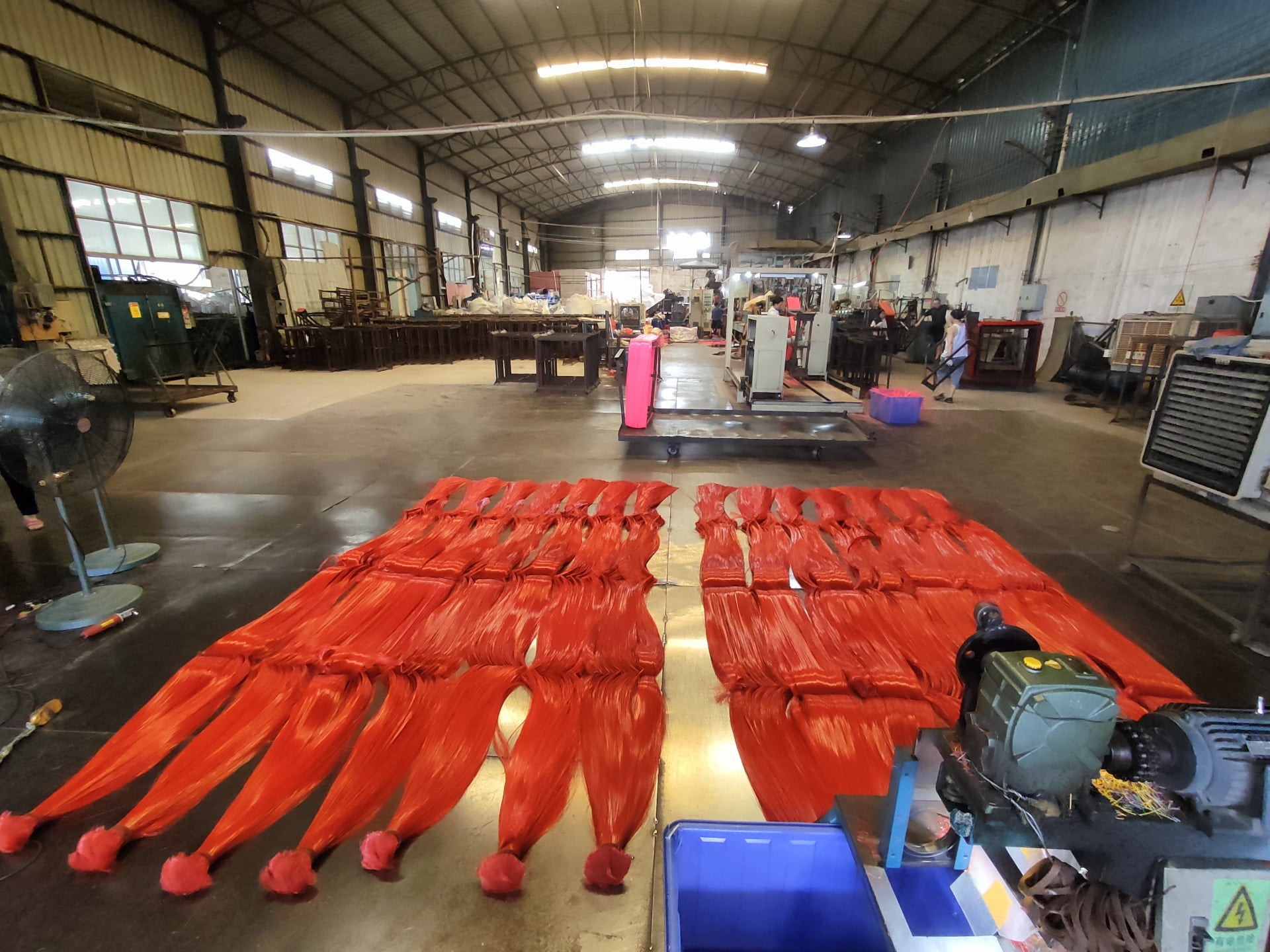 Quality inspection at the BMY filament workshop
